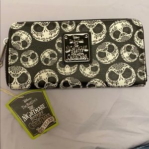 DisneyxLoungefly Nightmare Before Christmas wallet